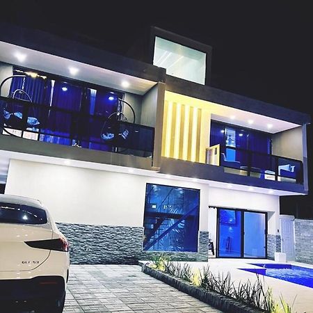 Willa Residencial Sfa Pedernales Zewnętrze zdjęcie